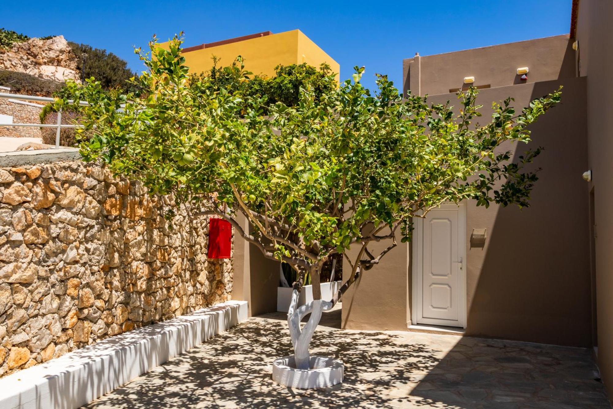 Apolis Beachscape Hotel Amoopi Exterior foto